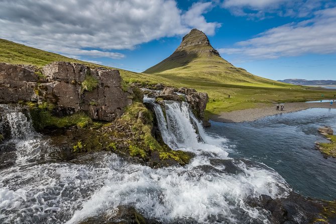 Reykjavik: Snaefellsnes National Park Small Group Trip - Djúpalónssandur black sand and the volcanic shoreline feel