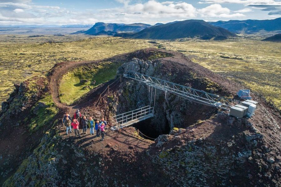 Reykjavik: Thrihnukagigur Volcano Guided Hiking Day Trip - Hike Across the Lava Field: Your Moon-Soil Warm-Up