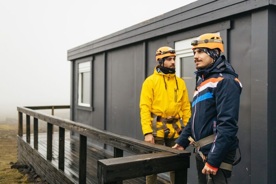 Reykjavik: Thrihnukagigur Volcano Guided Hiking Day Trip - The 400-Foot Descent: Slow, Guided, and Totally Different