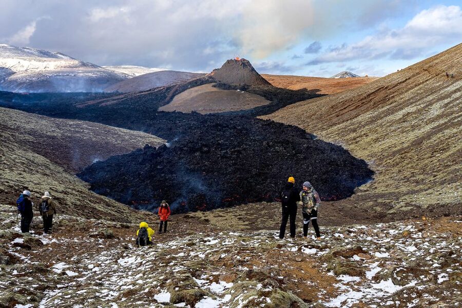 Reykjavík: Volcano Hike, Visit Grindavík and Blue Lagoon - Reykjanes Geopark to Blue Lagoon: the big idea of this day