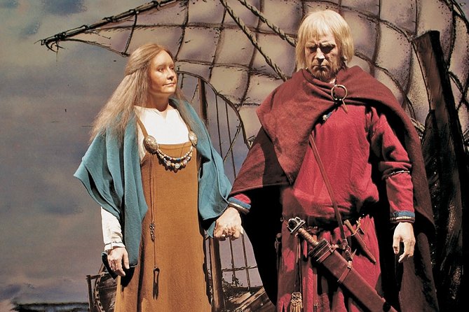 Saga Museum - Entrance ticket - Dress like a Viking, try weapons and armour: fun with context