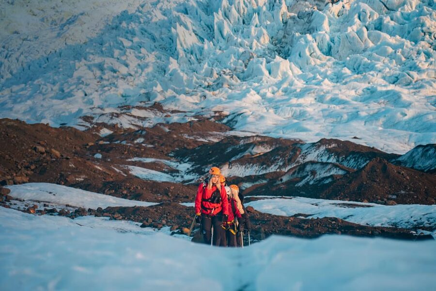 Skaftafell: Small-Group Vatnajökull Glacier Hike (Moderate) - What to wear and pack so the cold does not slow you down