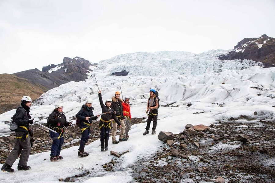 Skaftafell: Small-Group Vatnajökull Glacier Hike (Moderate) - The first hours on Vatnajökull: what moderate hiking really means on ice