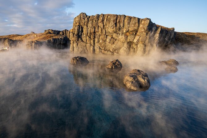 Sky Lagoon Ticket with 7-Step Ritual and Transfers from Reykjavik - Bar and Drinks: Plan for the Extra Cost