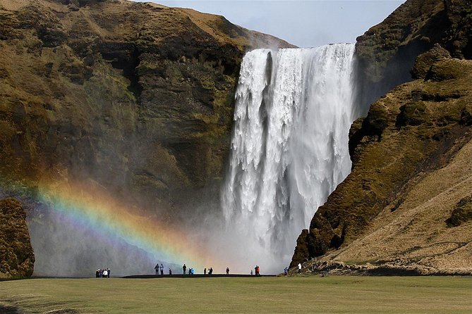 South Coast, Waterfalls and Black Beach Tour from Reykjavik - Seljalandsfoss: the waterfall you can sometimes walk behind
