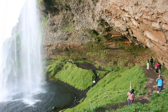 South Coast, Waterfalls and Black Beach Tour from Reykjavik - Comfort, timing, and how to not hate the long day
