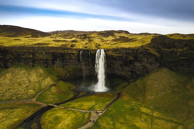 South Coast, Waterfalls and Black Sand Beach (Small Group Tour) - What You Pay For: Pickup, Tickets, Wi-Fi, and Lunch Not Included
