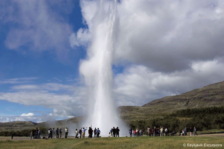 The Golden Circle & Hop On - Hop Off Combo Deal - Reykjavík Sightseeing Hop On Hop Off strategy