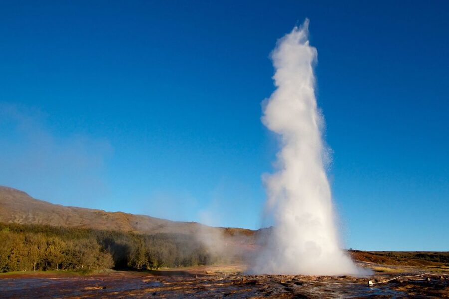 The Golden Circle & Hop On - Hop Off Combo Deal - Value check on $134 and your real budget