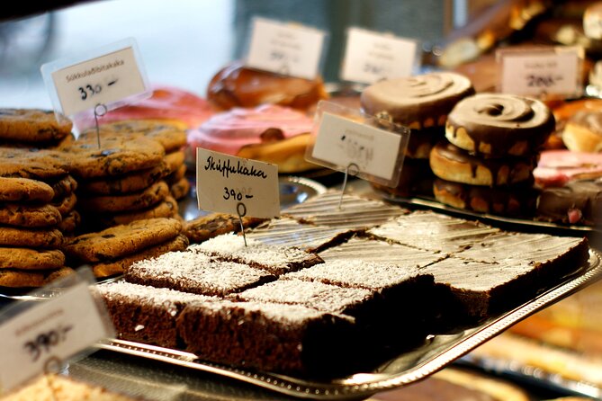 The Icelandic Sweet Tooth Tour - Guides, Small Groups, and the Way the Tour Can Feel Private