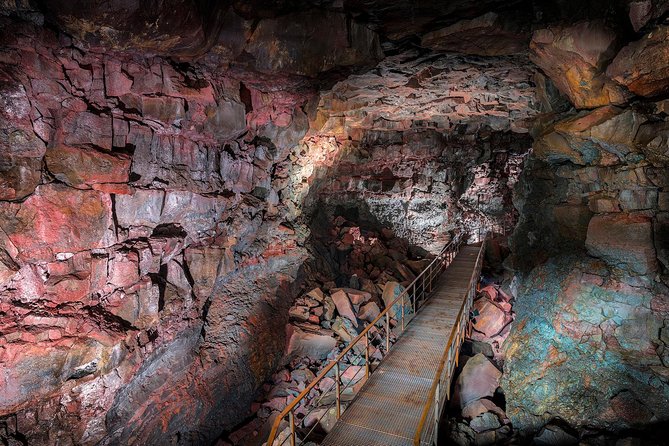 The Lava Tunnel Tour - Raufarhólshellir - Guides who mix humor with real geology