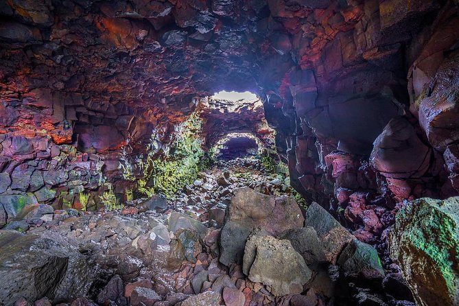 The Lava Tunnel Tour - Raufarhólshellir - Uneven stairs, cold air, and who should think twice
