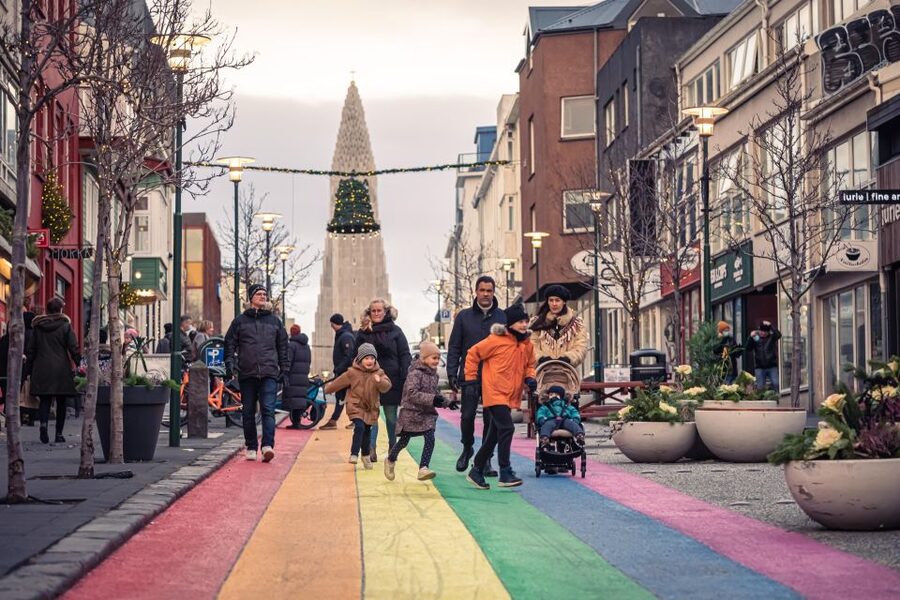 The Reykjavik Christmas Food Tour - Guides and storytelling: where the tour becomes memorable
